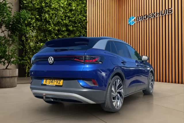 Volkswagen ID.4 (2021) thumbnail 2