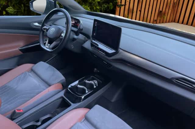 Volkswagen ID.4 (2021) thumbnail 4