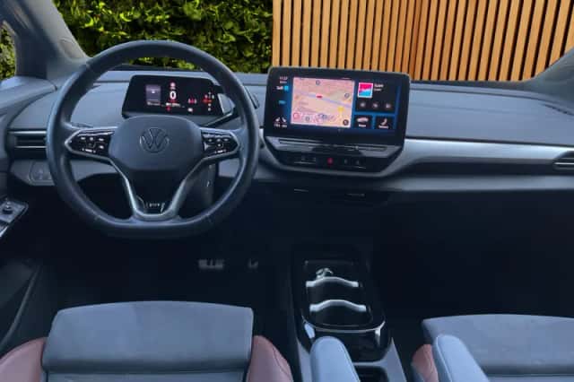Volkswagen ID.4 (2021) thumbnail 5