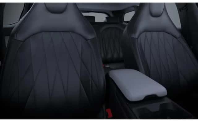 Ford Explorer (2026) thumbnail 4