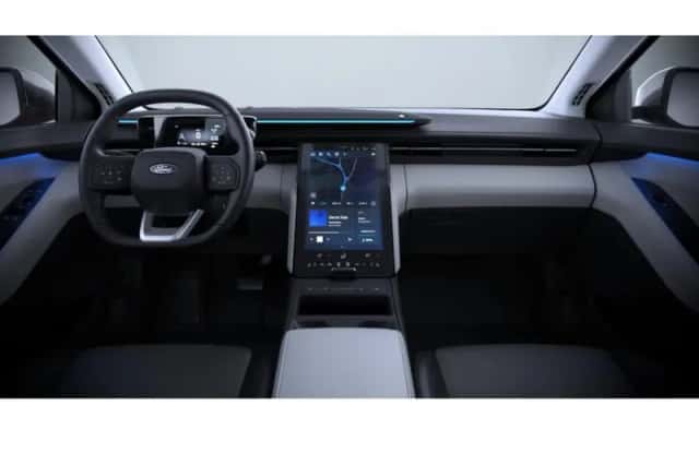 Ford Explorer (2026) thumbnail 6