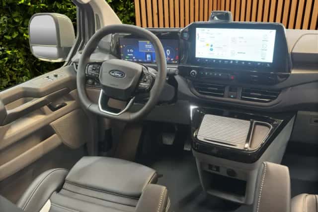 Ford Transit Custom (2026) thumbnail 3