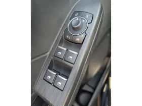 Ford Kuga (2024) thumbnail 17