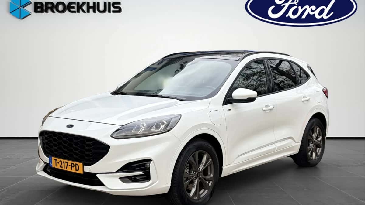 Ford Kuga (2021) — foto 1