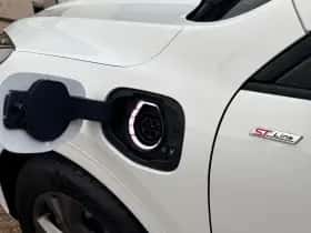 Ford Kuga (2021) thumbnail 14