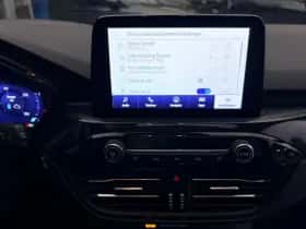 Ford Kuga (2021) thumbnail 29