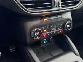 Ford Kuga (2021) thumbnail 8