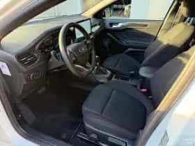 Ford Focus (2024) thumbnail 12