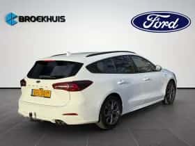 Ford Focus (2024) thumbnail 3