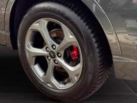 Ford Kuga (2025) thumbnail 5