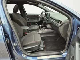 Ford Focus (2024) thumbnail 7