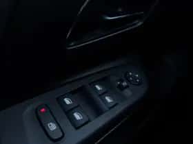 Opel Corsa (2023) thumbnail 12