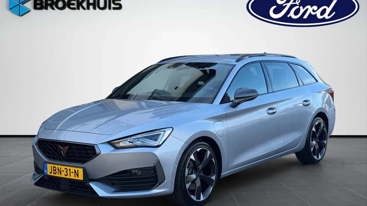 CUPRA Leon Sportstourer (2022) — foto 1