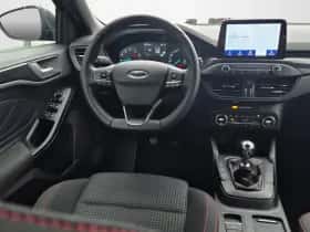 Ford Focus (2022) thumbnail 14