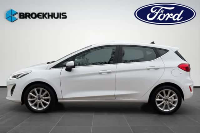Ford Fiesta (2019) thumbnail 2