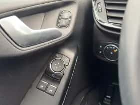 Ford Fiesta (2019) thumbnail 15