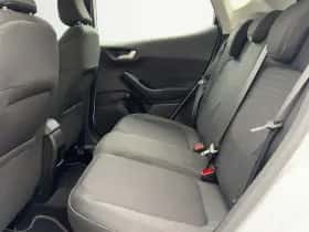 Ford Fiesta (2019) thumbnail 28