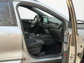 Ford Kuga (2026) thumbnail 35