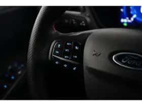 Ford Kuga (2023) thumbnail 12