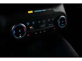 Ford Kuga (2023) thumbnail 29