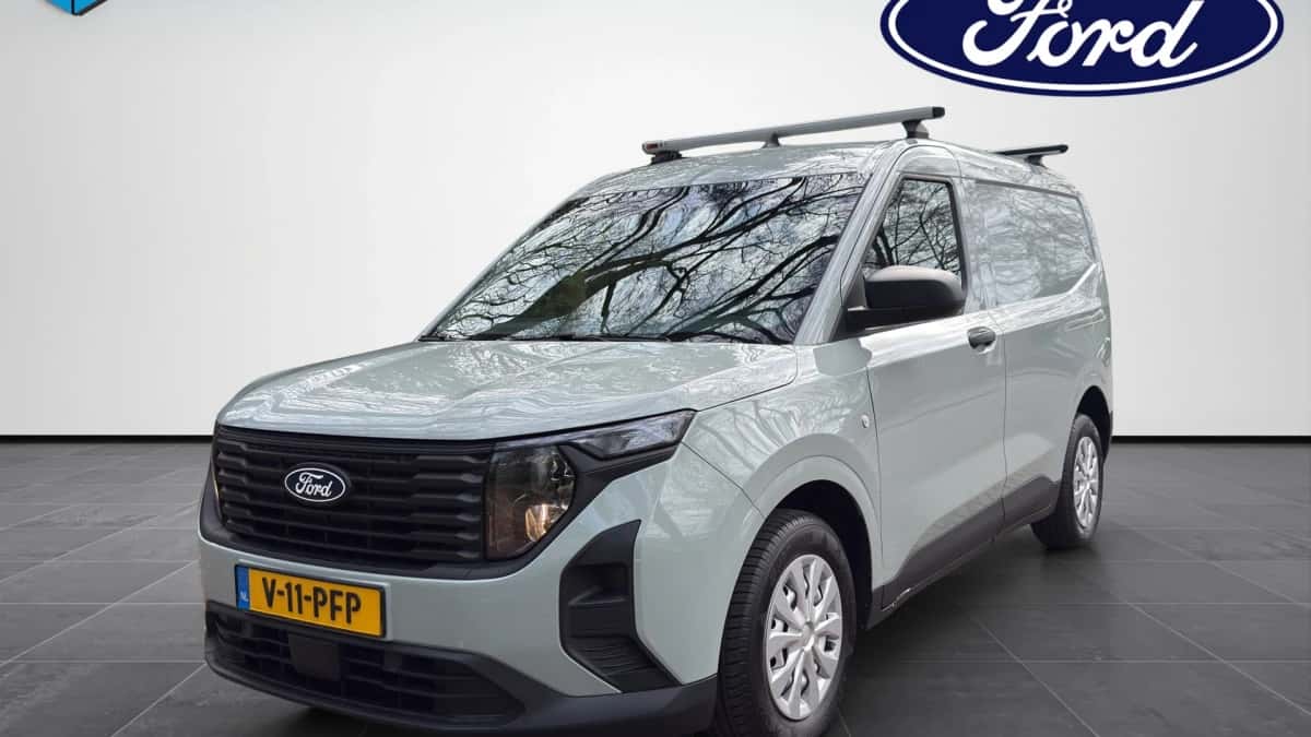 Ford Transit Courier (2024) — foto 1