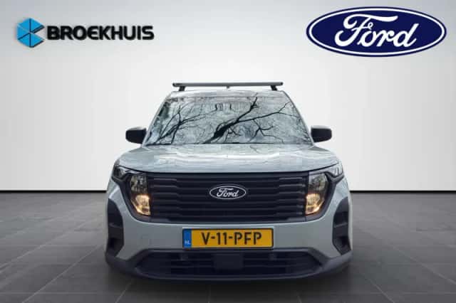Ford Transit Courier (2024) thumbnail 2