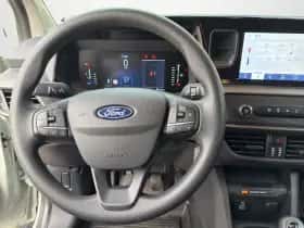 Ford Transit Courier (2024) thumbnail 12