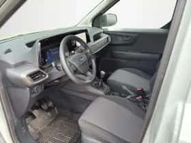 Ford Transit Courier (2024) thumbnail 7