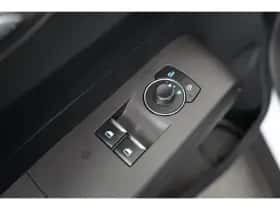 Ford Transit Courier (2024) thumbnail 12