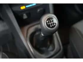 Ford Transit Courier (2024) thumbnail 19