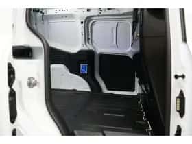 Ford Transit Courier (2024) thumbnail 10