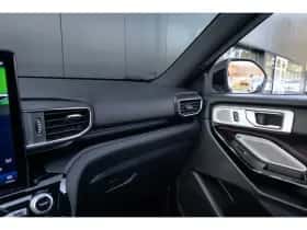 Ford Explorer (2023) thumbnail 33