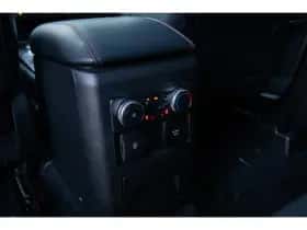 Ford Explorer (2023) thumbnail 46