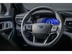 Ford Explorer (2023) thumbnail 8