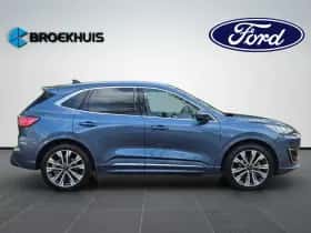 Ford Kuga (2022) thumbnail 2