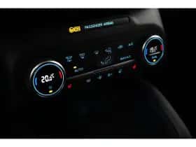 Ford Kuga (2022) thumbnail 14