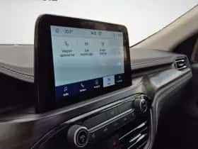 Ford Kuga (2022) thumbnail 17
