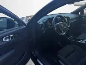 Volvo XC40 (2023) thumbnail 30