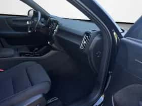 Volvo XC40 (2023) thumbnail 35