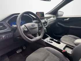 Ford Kuga (2023) thumbnail 4