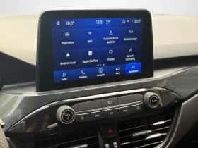 Ford Kuga (2023) thumbnail 32