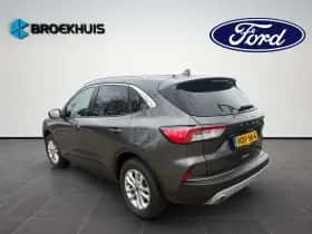 Ford Kuga (2023) thumbnail 2