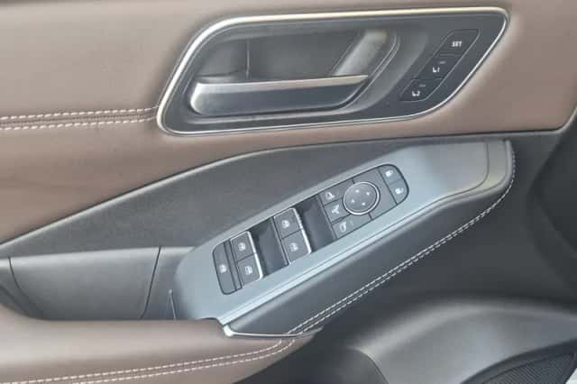 Nissan Qashqai (2025) thumbnail 6