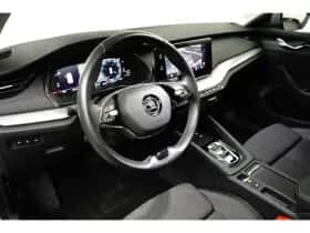 Škoda Octavia (2022) thumbnail 13