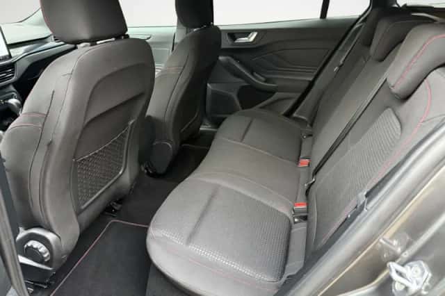 Ford Focus (2024) thumbnail 5