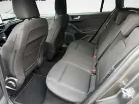 Ford Focus (2024) thumbnail 5