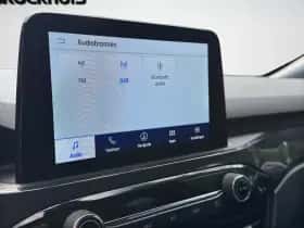 Ford Kuga (2023) thumbnail 24