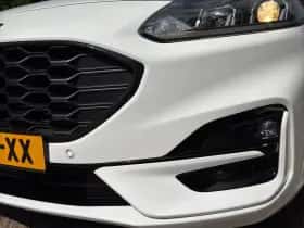 Ford Kuga (2023) thumbnail 40