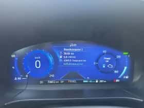 Ford Kuga (2023) thumbnail 6