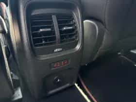 Ford Kuga (2023) thumbnail 10